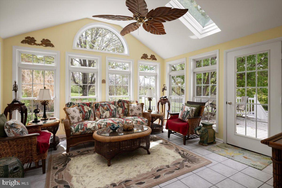 1049 LAUREL GROVE RD, WINCHESTER, Virginia 22602, 3 Bedrooms Bedrooms, ,3 BathroomsBathrooms,Residential,For sale,1049 LAUREL GROVE RD,VAFV2036868 MLS # VAFV2036868