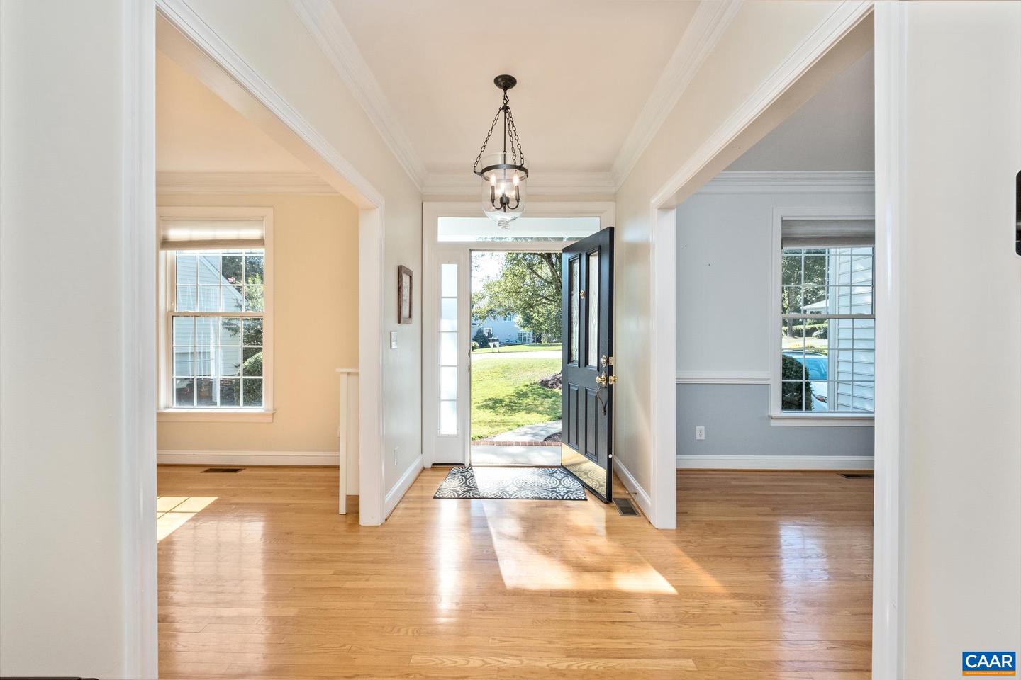 3070 CHIMNEY RDG, CHARLOTTESVILLE, Virginia 22911, 6 Bedrooms Bedrooms, ,4 BathroomsBathrooms,Residential,For sale,3070 CHIMNEY RDG,669102 MLS # 669102