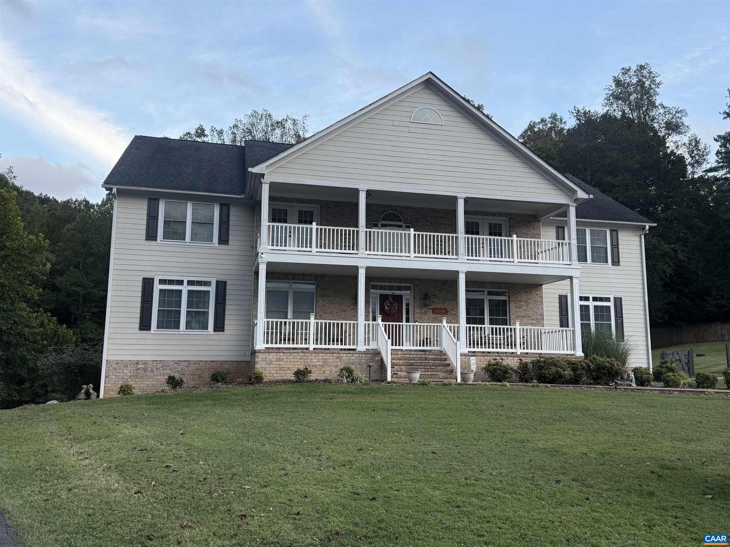 3206/3207 SCARLET OAK LN, CHARLOTTESVILLE, Virginia 22911, 5 Bedrooms Bedrooms, ,4 BathroomsBathrooms,Residential,For sale,3206/3207 SCARLET OAK LN,669104 MLS # 669104