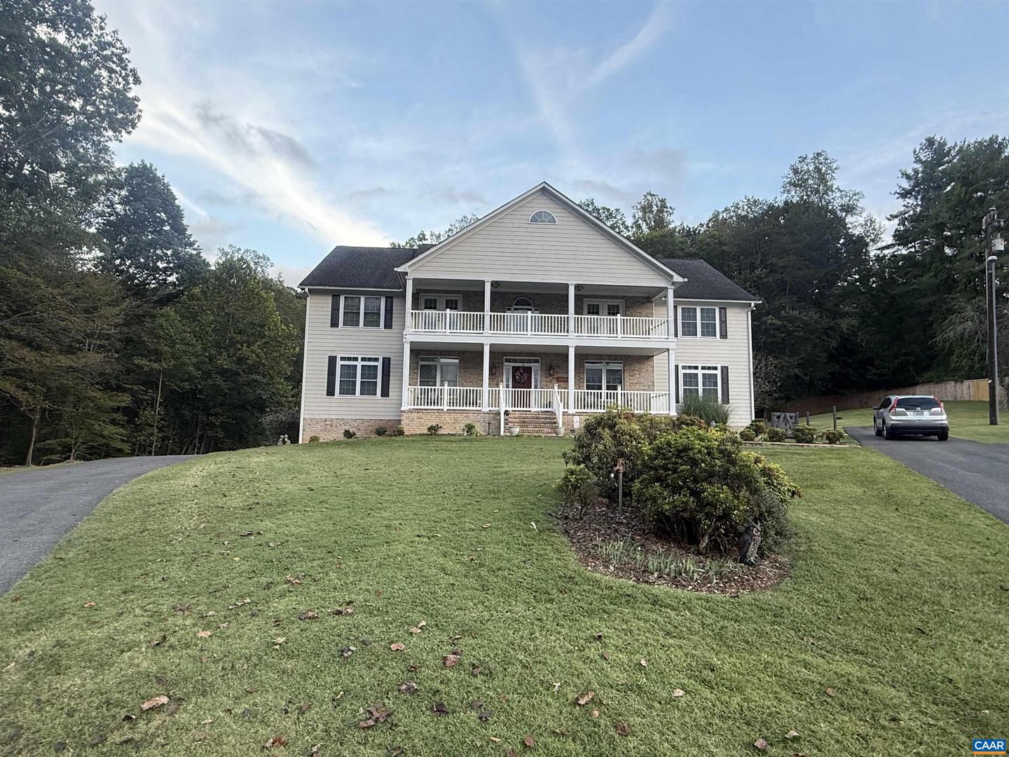 3206/3207 SCARLET OAK LN, CHARLOTTESVILLE, Virginia 22911, 5 Bedrooms Bedrooms, ,4 BathroomsBathrooms,Residential,For sale,3206/3207 SCARLET OAK LN,669104 MLS # 669104