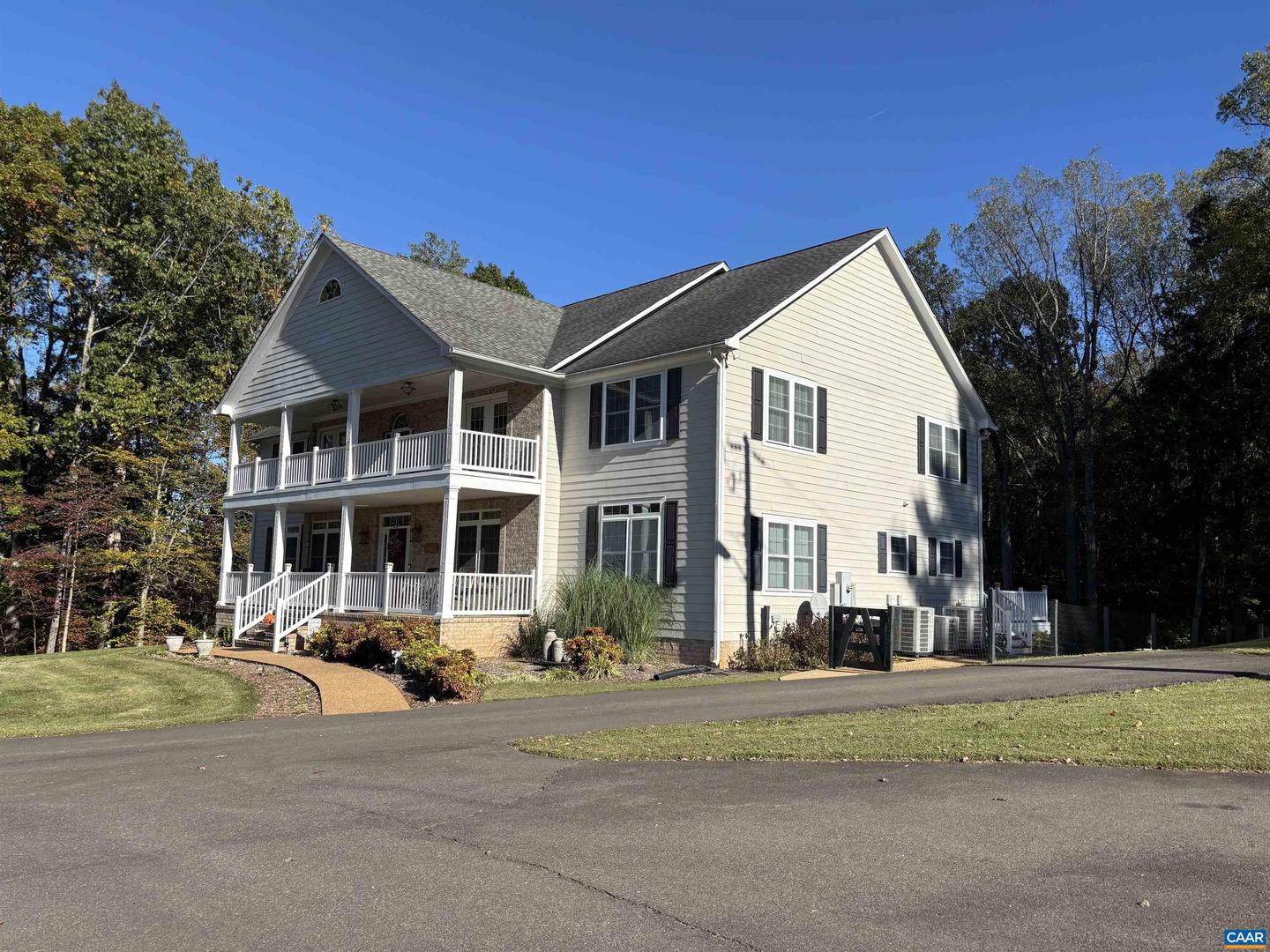 3206/3207 SCARLET OAK LN, CHARLOTTESVILLE, Virginia 22911, 5 Bedrooms Bedrooms, ,4 BathroomsBathrooms,Residential,For sale,3206/3207 SCARLET OAK LN,669104 MLS # 669104