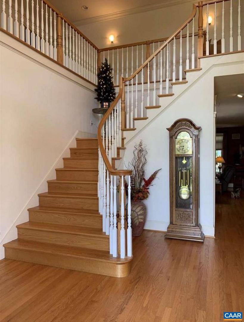 3206/3207 SCARLET OAK LN, CHARLOTTESVILLE, Virginia 22911, 5 Bedrooms Bedrooms, ,4 BathroomsBathrooms,Residential,For sale,3206/3207 SCARLET OAK LN,669104 MLS # 669104