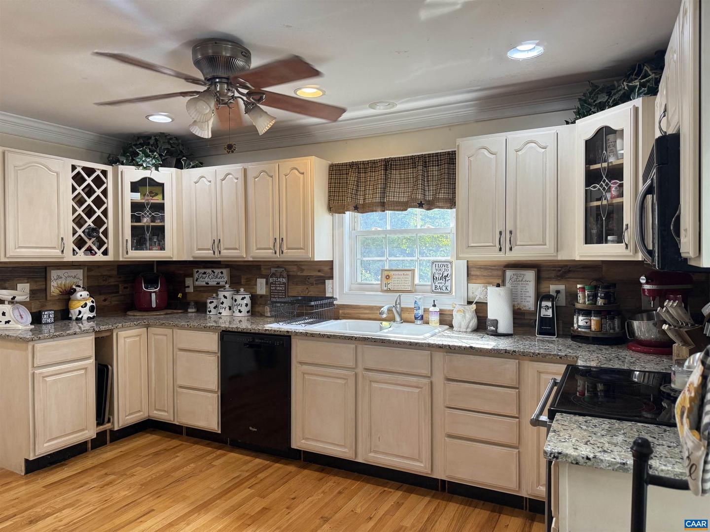 3206/3207 SCARLET OAK LN, CHARLOTTESVILLE, Virginia 22911, 5 Bedrooms Bedrooms, ,4 BathroomsBathrooms,Residential,For sale,3206/3207 SCARLET OAK LN,669104 MLS # 669104