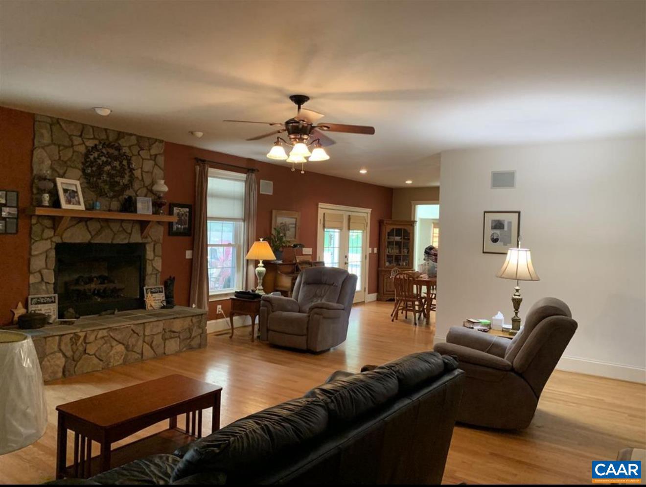 3206/3207 SCARLET OAK LN, CHARLOTTESVILLE, Virginia 22911, 5 Bedrooms Bedrooms, ,4 BathroomsBathrooms,Residential,For sale,3206/3207 SCARLET OAK LN,669104 MLS # 669104