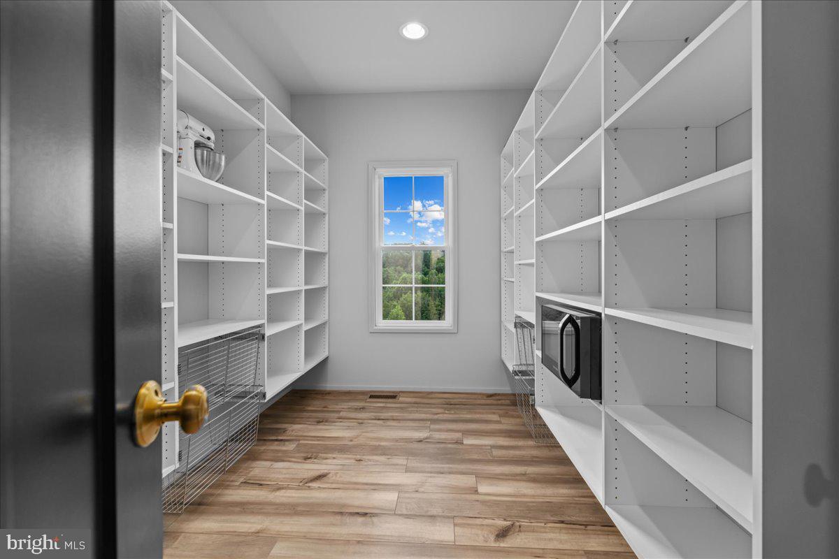 6573 FOREST RD, GOODE, Virginia 24556, 4 Bedrooms Bedrooms, ,5 BathroomsBathrooms,Residential,For sale,6573 FOREST RD,VABV2000250 MLS # VABV2000250