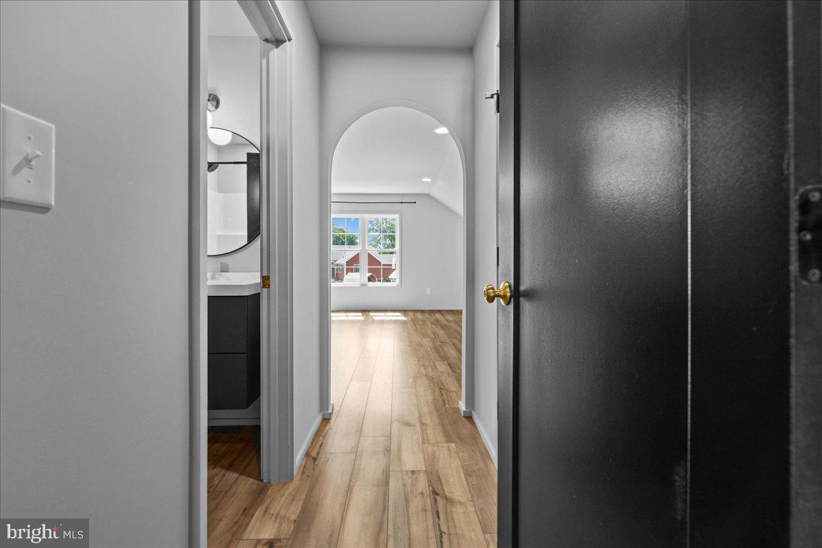 6573 FOREST RD, GOODE, Virginia 24556, 4 Bedrooms Bedrooms, ,5 BathroomsBathrooms,Residential,For sale,6573 FOREST RD,VABV2000250 MLS # VABV2000250