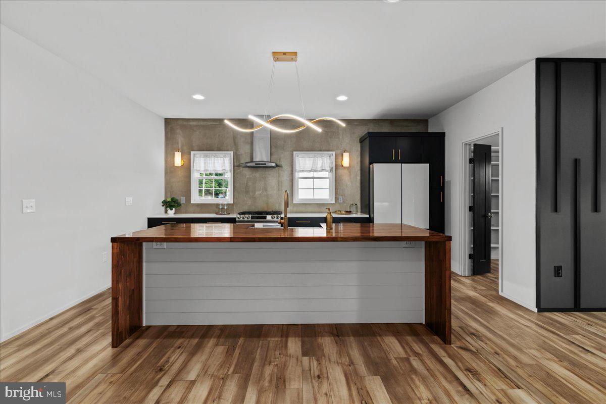 6573 FOREST RD, GOODE, Virginia 24556, 4 Bedrooms Bedrooms, ,5 BathroomsBathrooms,Residential,For sale,6573 FOREST RD,VABV2000250 MLS # VABV2000250