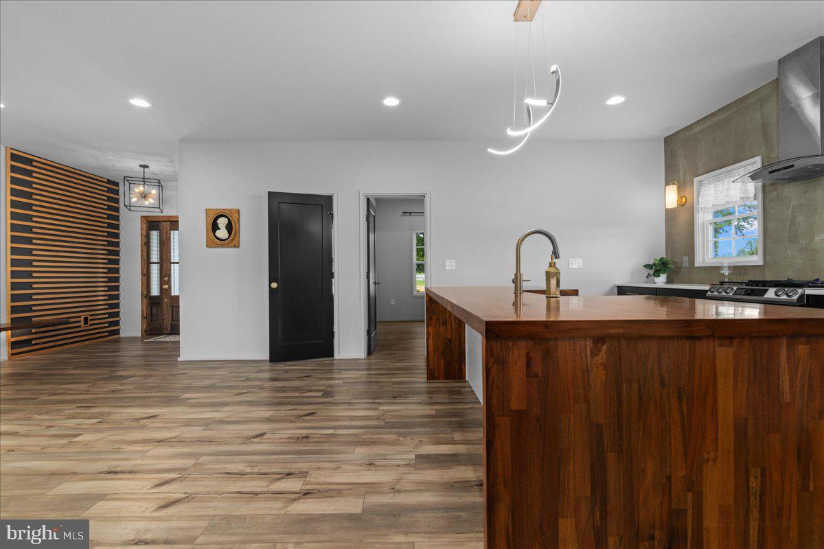 6573 FOREST RD, GOODE, Virginia 24556, 4 Bedrooms Bedrooms, ,5 BathroomsBathrooms,Residential,For sale,6573 FOREST RD,VABV2000250 MLS # VABV2000250