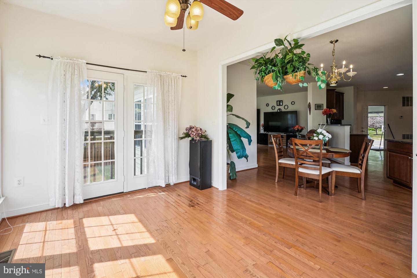 13201 QUATE LN, WOODBRIDGE, Virginia 22193, 4 Bedrooms Bedrooms, ,4 BathroomsBathrooms,Residential,For sale,13201 QUATE LN,VAPW2104272 MLS # VAPW2104272