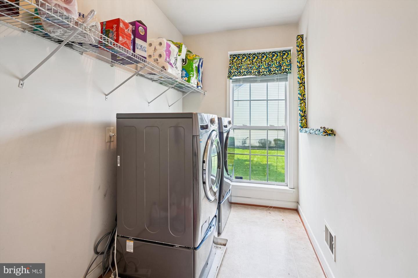 13201 QUATE LN, WOODBRIDGE, Virginia 22193, 4 Bedrooms Bedrooms, ,4 BathroomsBathrooms,Residential,For sale,13201 QUATE LN,VAPW2104272 MLS # VAPW2104272