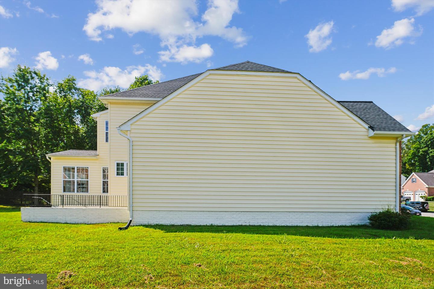 13201 QUATE LN, WOODBRIDGE, Virginia 22193, 4 Bedrooms Bedrooms, ,4 BathroomsBathrooms,Residential,For sale,13201 QUATE LN,VAPW2104272 MLS # VAPW2104272