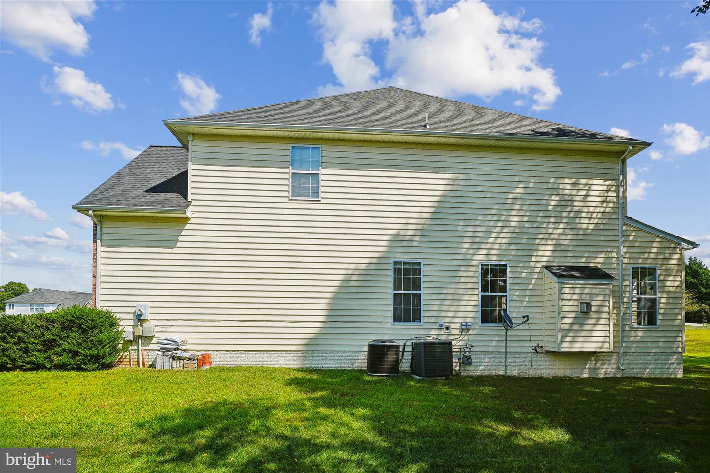 13201 QUATE LN, WOODBRIDGE, Virginia 22193, 4 Bedrooms Bedrooms, ,4 BathroomsBathrooms,Residential,For sale,13201 QUATE LN,VAPW2104272 MLS # VAPW2104272 13201 QUATE LN, WOODBRIDGE, Virginia 22193, 4 Bedrooms Bedrooms, ,4 BathroomsBathrooms,Residential,For sale,13201 QUATE LN,VAPW2104272 MLS # VAPW2104272