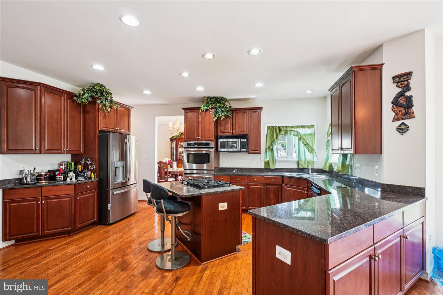 13201 QUATE LN, WOODBRIDGE, Virginia 22193, 4 Bedrooms Bedrooms, ,4 BathroomsBathrooms,Residential,For sale,13201 QUATE LN,VAPW2104272 MLS # VAPW2104272