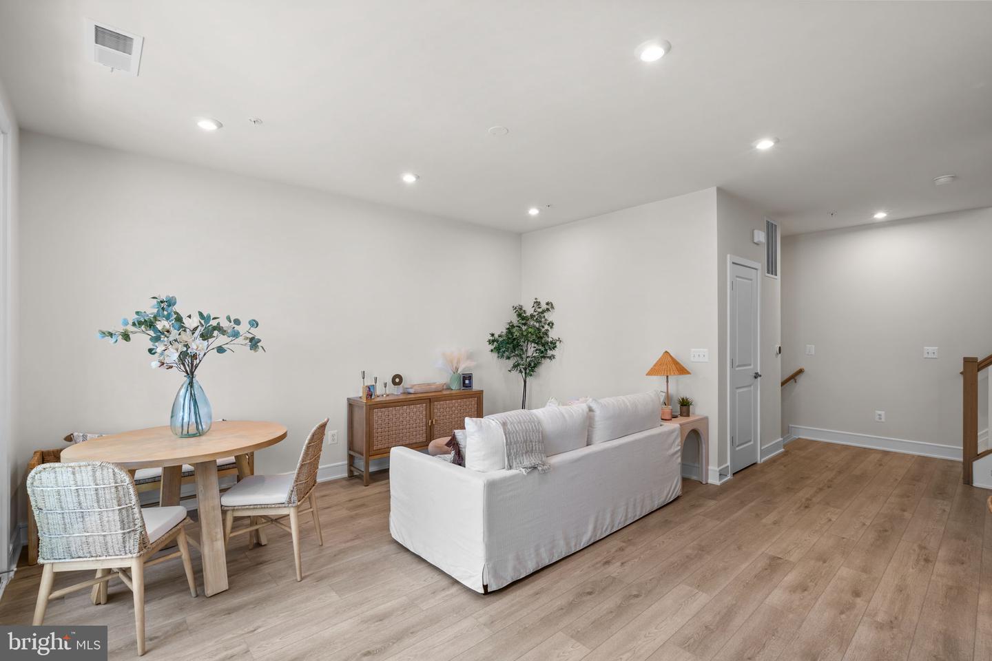 21823 BECKHORN STATION TER, BROADLANDS, Virginia 20148, 3 Bedrooms Bedrooms, ,2 BathroomsBathrooms,Residential,For sale,21823 BECKHORN STATION TER,VALO2107090 MLS # VALO2107090