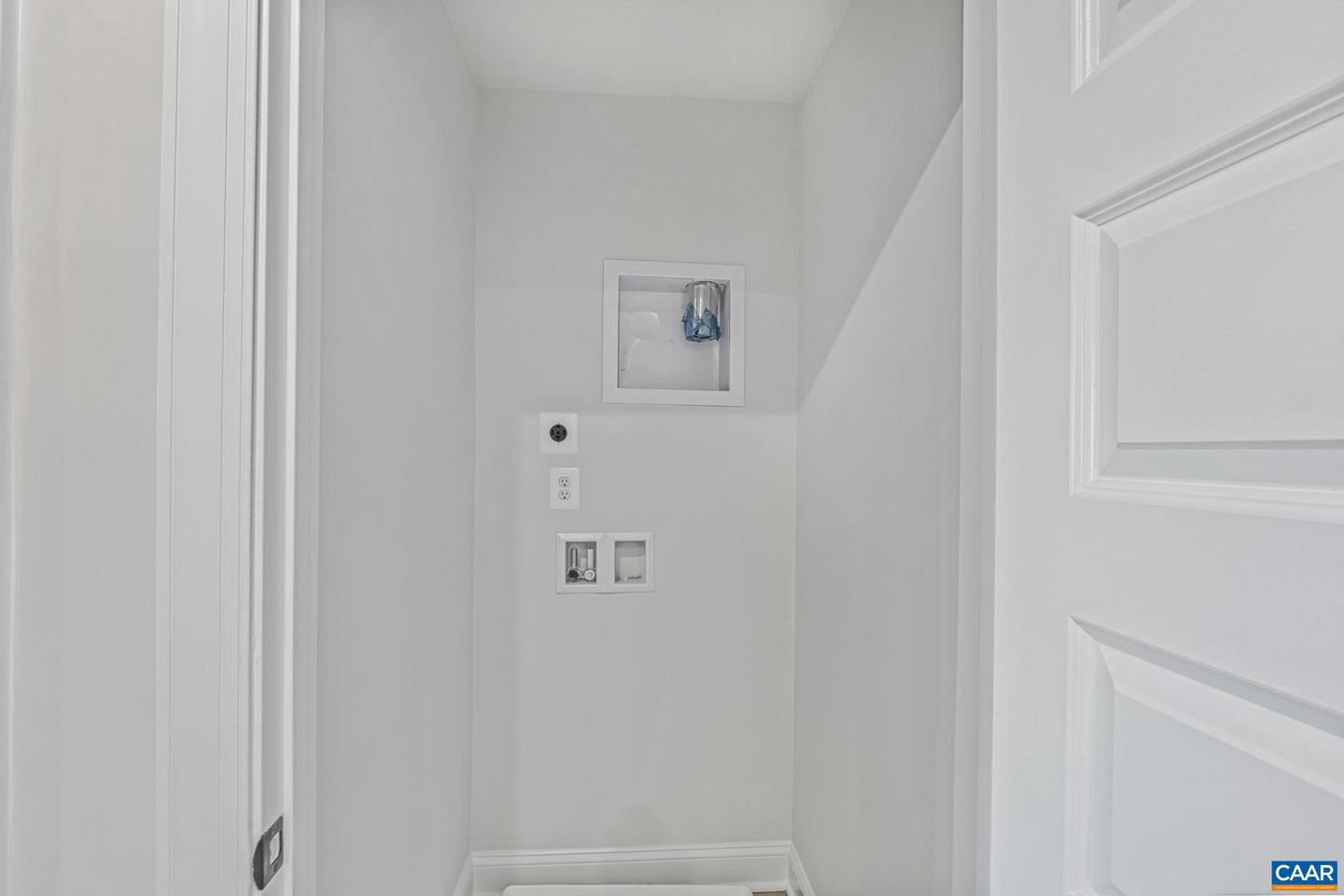 213 SUNBIRD LN, WAYNESBORO, Virginia 22980, 3 Bedrooms Bedrooms, ,2 BathroomsBathrooms,Residential,For sale,213 SUNBIRD LN,669113 MLS # 669113 213 SUNBIRD LN, WAYNESBORO, Virginia 22980, 3 Bedrooms Bedrooms, ,2 BathroomsBathrooms,Residential,For sale,213 SUNBIRD LN,669113 MLS # 669113