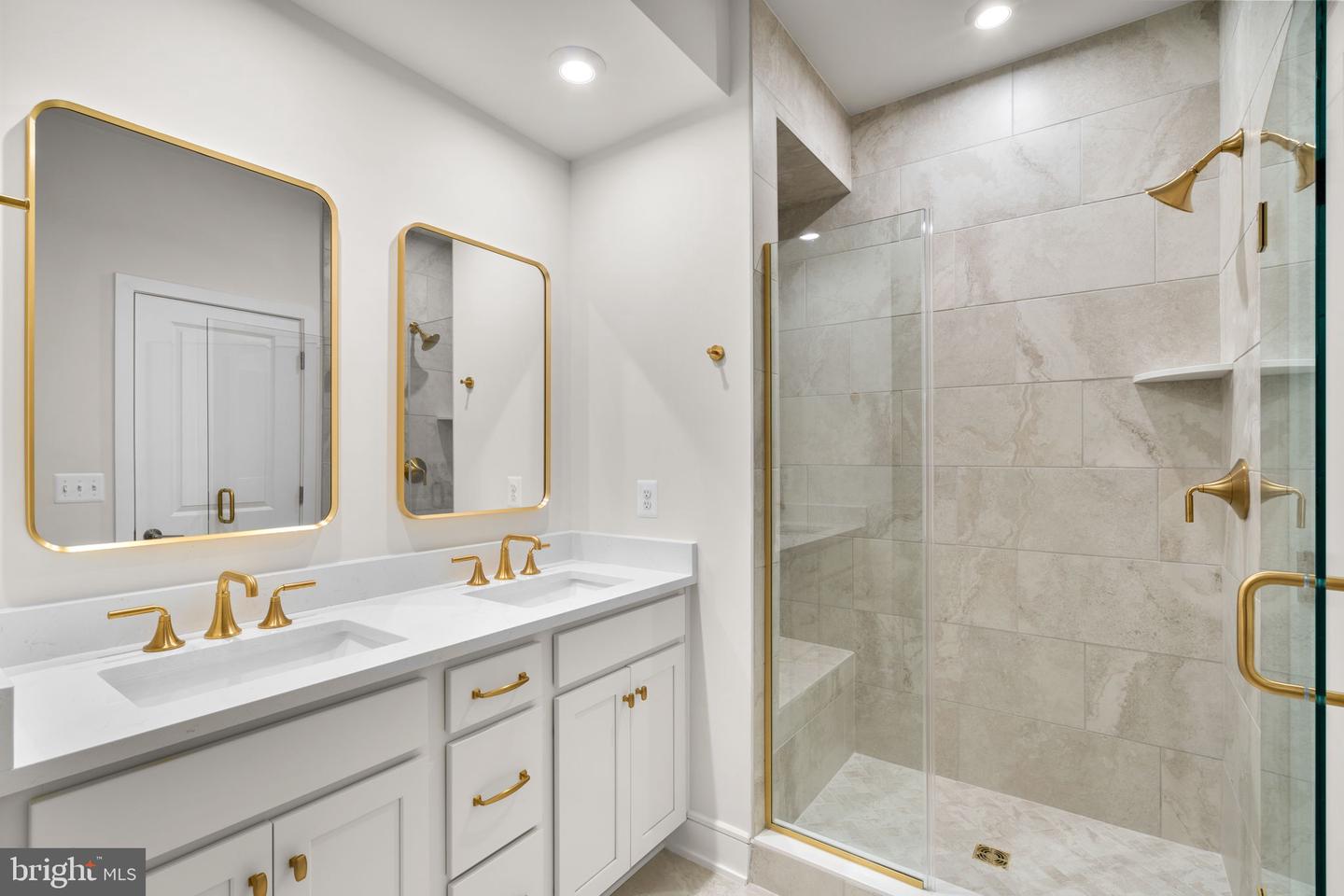 42123 PICASSO SQ, ASHBURN, Virginia 20148, 4 Bedrooms Bedrooms, ,4 BathroomsBathrooms,Residential,For sale,42123 PICASSO SQ,VALO2107108 MLS # VALO2107108