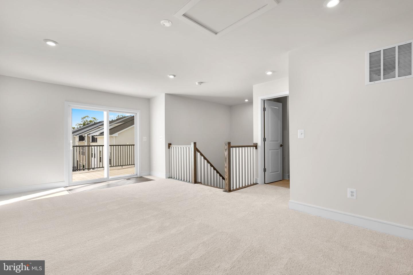 42123 PICASSO SQ, ASHBURN, Virginia 20148, 4 Bedrooms Bedrooms, ,4 BathroomsBathrooms,Residential,For sale,42123 PICASSO SQ,VALO2107108 MLS # VALO2107108