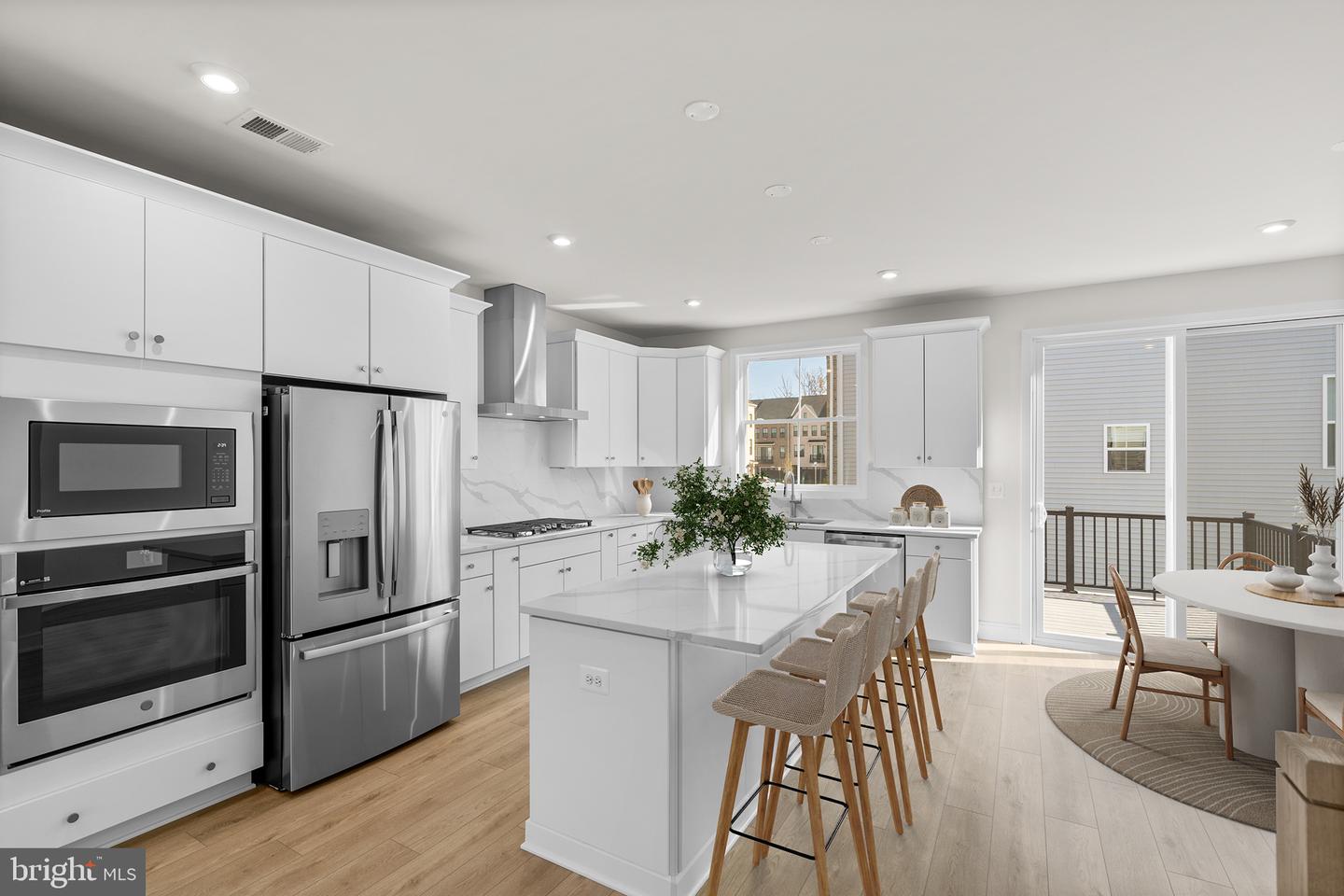 42129 PICASSO SQ, ASHBURN, Virginia 20148, 3 Bedrooms Bedrooms, ,3 BathroomsBathrooms,Residential,For sale,42129 PICASSO SQ,VALO2107114 MLS # VALO2107114