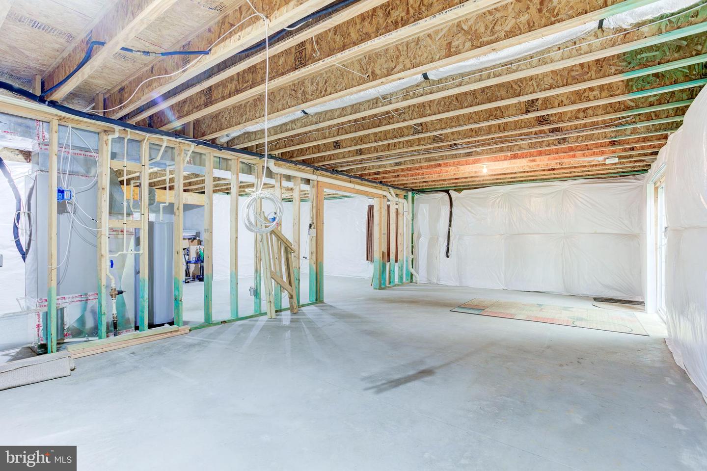9409 EVERETTE CT, SPOTSYLVANIA, Virginia 22553, 4 Bedrooms Bedrooms, ,4 BathroomsBathrooms,Residential,For sale,9409 EVERETTE CT,VASP2030120 MLS # VASP2030120