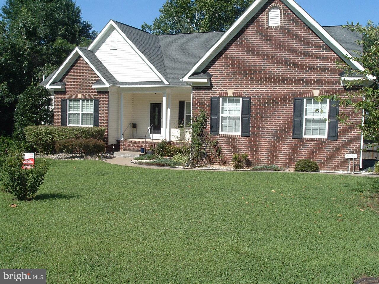 9409 EVERETTE CT, SPOTSYLVANIA, Virginia 22553, 4 Bedrooms Bedrooms, ,4 BathroomsBathrooms,Residential,For sale,9409 EVERETTE CT,VASP2030120 MLS # VASP2030120