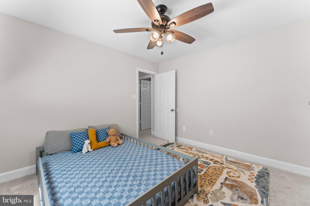 15330 QUAIL RIDGE DR, AMISSVILLE, Virginia 20106, 3 Bedrooms Bedrooms, ,2 BathroomsBathrooms,Residential,15330 QUAIL RIDGE DR,VACU2011418 MLS # VACU2011418