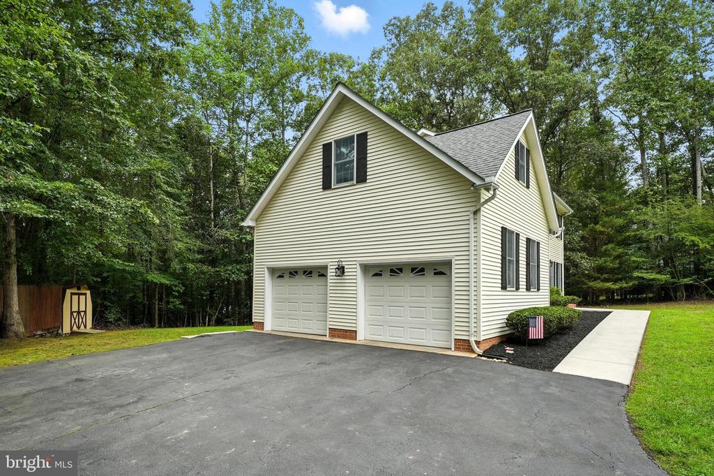 15330 QUAIL RIDGE DR, AMISSVILLE, Virginia 20106, 3 Bedrooms Bedrooms, ,2 BathroomsBathrooms,Residential,15330 QUAIL RIDGE DR,VACU2011418 MLS # VACU2011418
