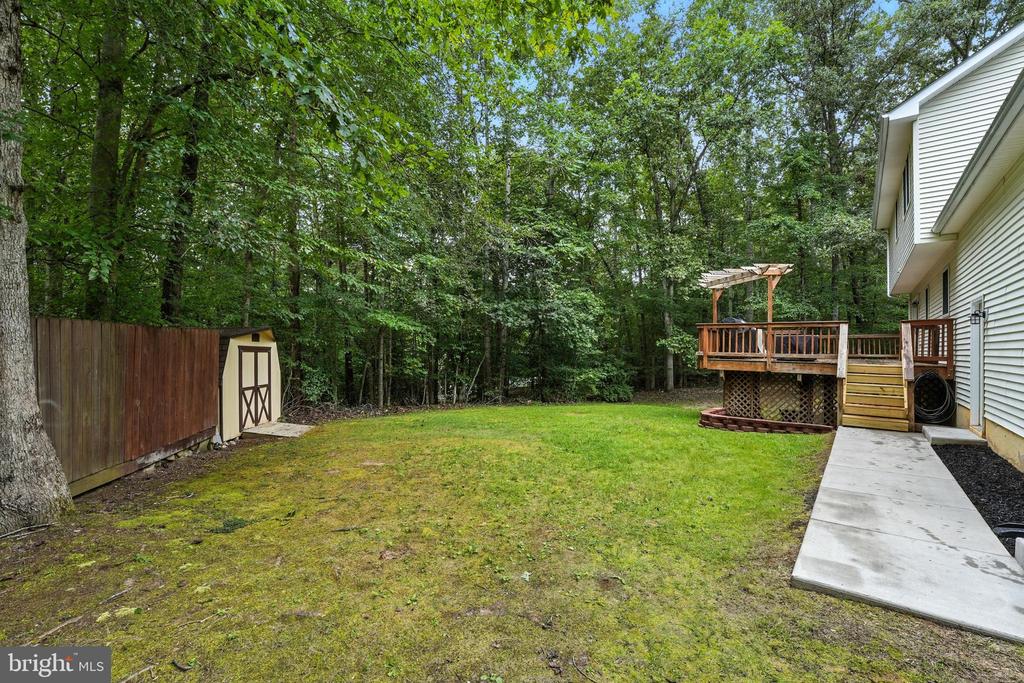 15330 QUAIL RIDGE DR, AMISSVILLE, Virginia 20106, 3 Bedrooms Bedrooms, ,2 BathroomsBathrooms,Residential,15330 QUAIL RIDGE DR,VACU2011418 MLS # VACU2011418