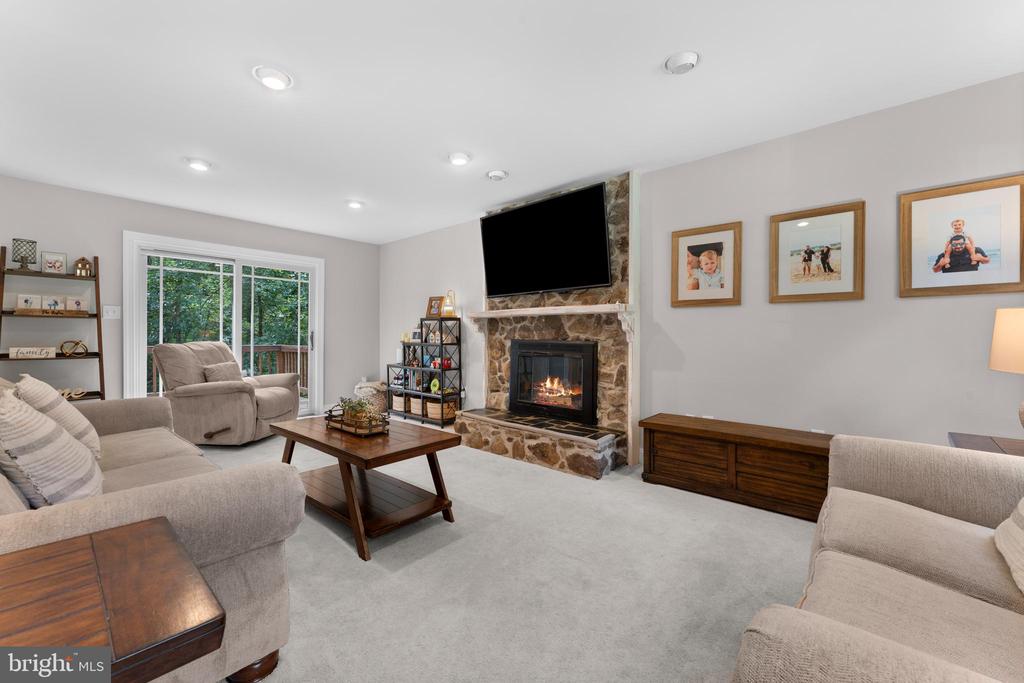 15330 QUAIL RIDGE DR, AMISSVILLE, Virginia 20106, 3 Bedrooms Bedrooms, ,2 BathroomsBathrooms,Residential,15330 QUAIL RIDGE DR,VACU2011418 MLS # VACU2011418