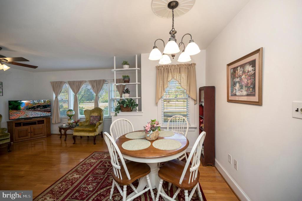 8625 BROCK RD, SPOTSYLVANIA, Virginia 22553, 2 Bedrooms Bedrooms, ,1 BathroomBathrooms,Residential,8625 BROCK RD,VASP2036170 MLS # VASP2036170
