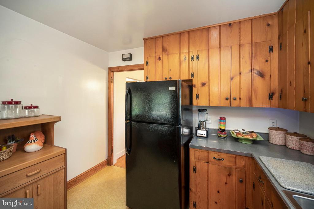 8625 BROCK RD, SPOTSYLVANIA, Virginia 22553, 2 Bedrooms Bedrooms, ,1 BathroomBathrooms,Residential,8625 BROCK RD,VASP2036170 MLS # VASP2036170