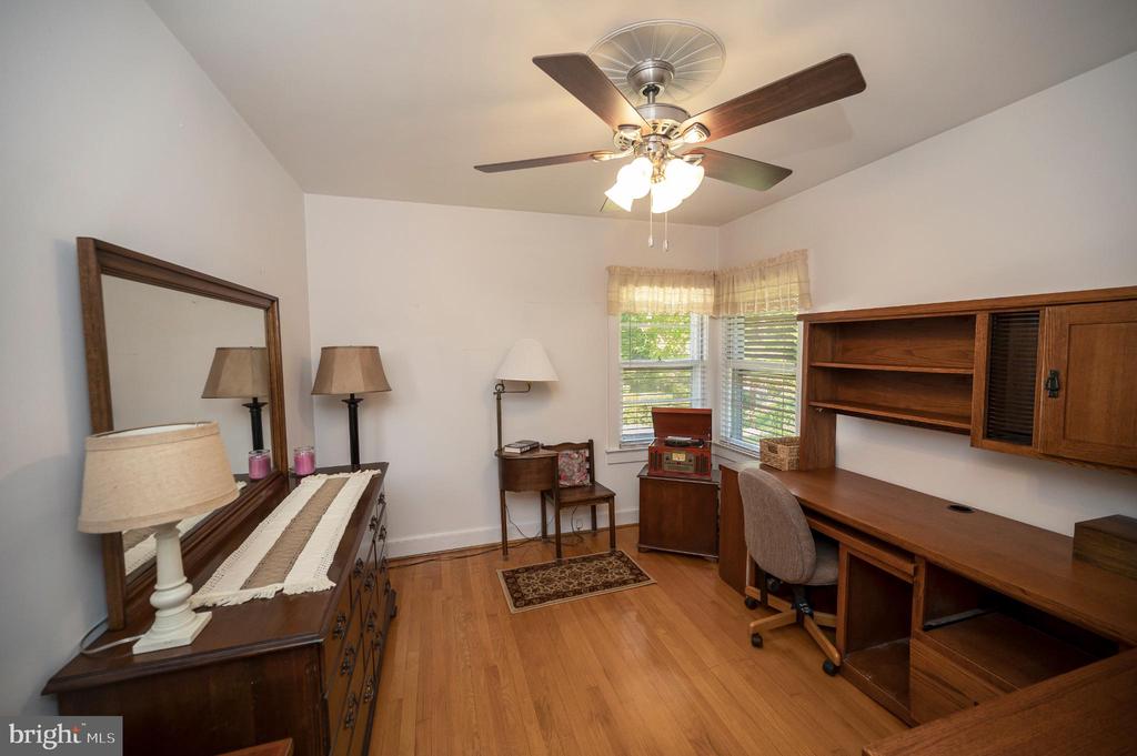 8625 BROCK RD, SPOTSYLVANIA, Virginia 22553, 2 Bedrooms Bedrooms, ,1 BathroomBathrooms,Residential,8625 BROCK RD,VASP2036170 MLS # VASP2036170