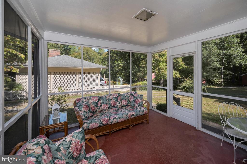 8625 BROCK RD, SPOTSYLVANIA, Virginia 22553, 2 Bedrooms Bedrooms, ,1 BathroomBathrooms,Residential,8625 BROCK RD,VASP2036170 MLS # VASP2036170