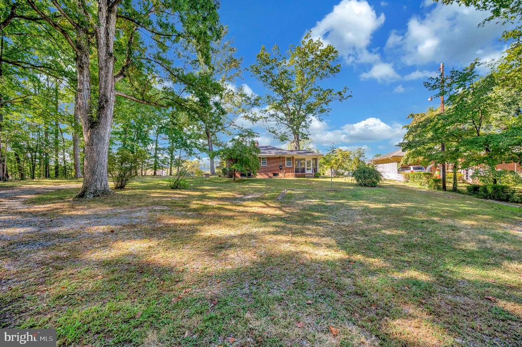 8625 BROCK RD, SPOTSYLVANIA, Virginia 22553, 2 Bedrooms Bedrooms, ,1 BathroomBathrooms,Residential,8625 BROCK RD,VASP2036170 MLS # VASP2036170
