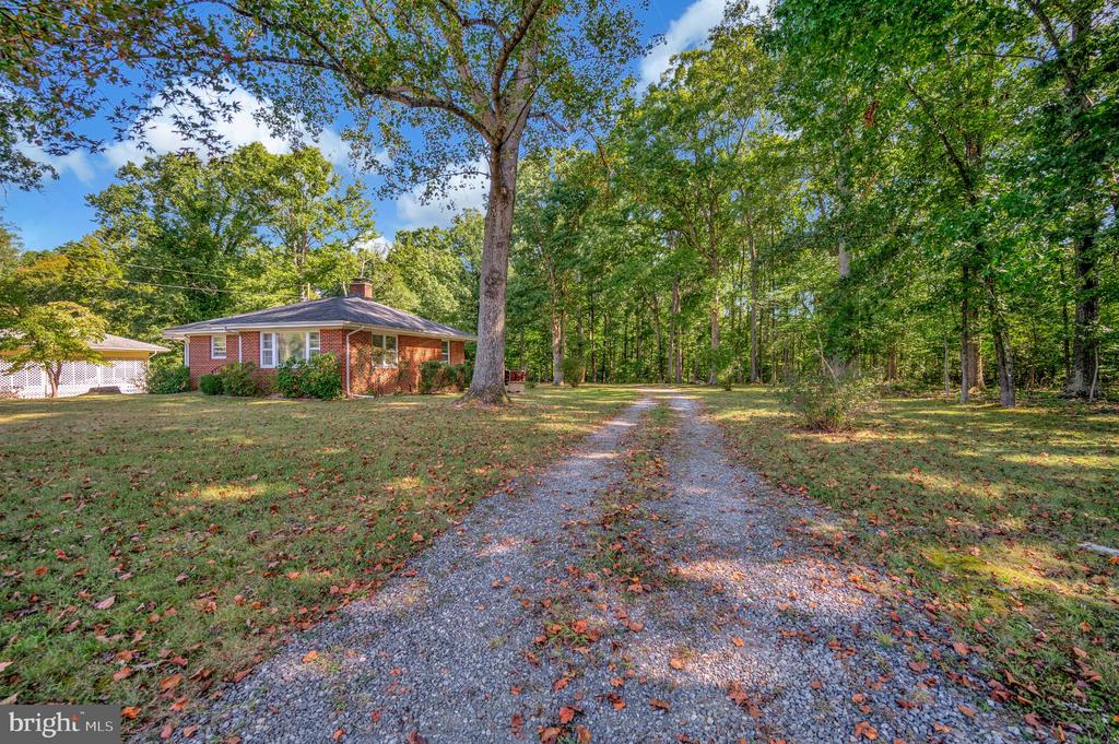 8625 BROCK RD, SPOTSYLVANIA, Virginia 22553, 2 Bedrooms Bedrooms, ,1 BathroomBathrooms,Residential,8625 BROCK RD,VASP2036170 MLS # VASP2036170