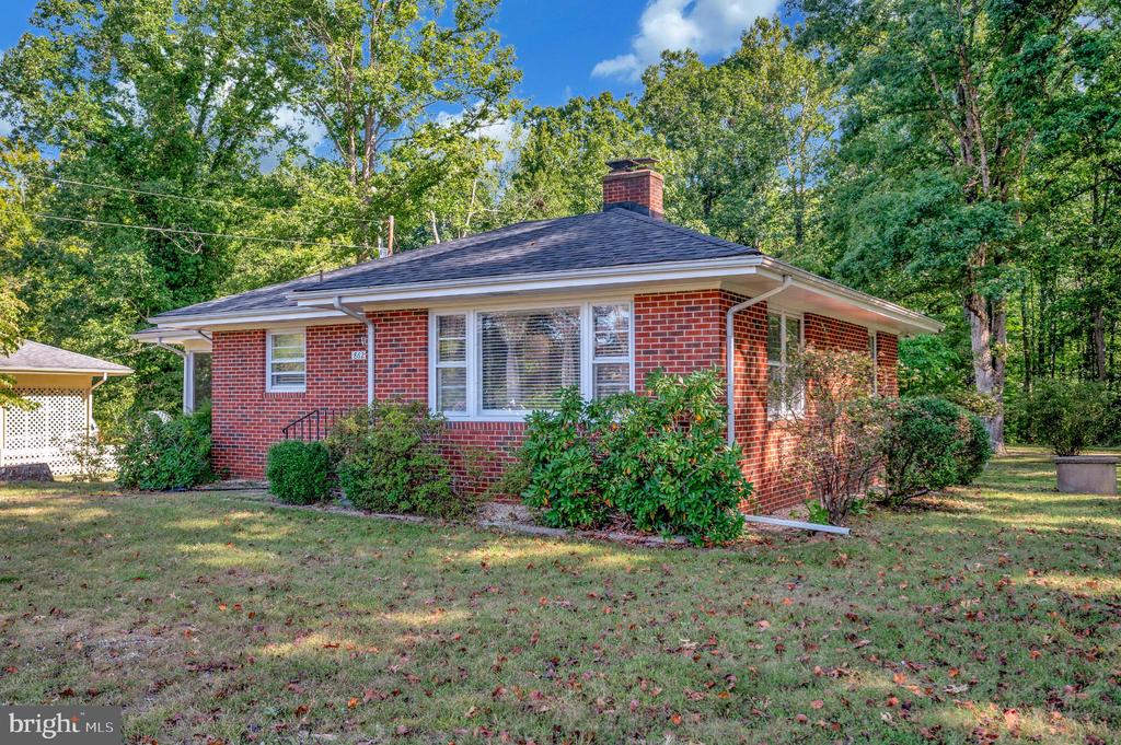 8625 BROCK RD, SPOTSYLVANIA, Virginia 22553, 2 Bedrooms Bedrooms, ,1 BathroomBathrooms,Residential,8625 BROCK RD,VASP2036170 MLS # VASP2036170