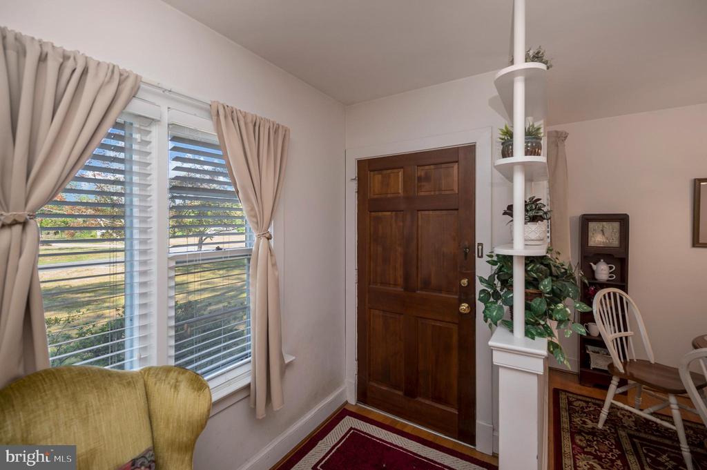 8625 BROCK RD, SPOTSYLVANIA, Virginia 22553, 2 Bedrooms Bedrooms, ,1 BathroomBathrooms,Residential,8625 BROCK RD,VASP2036170 MLS # VASP2036170