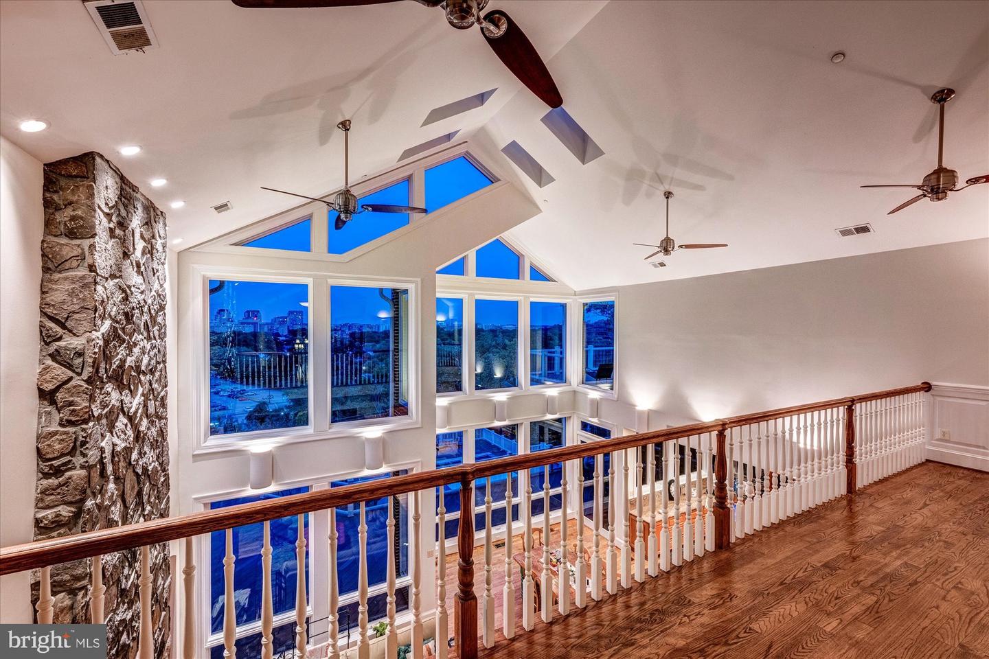 1701 S ARLINGTON RIDGE RD, ARLINGTON, Virginia 22202, 7 Bedrooms Bedrooms, ,8 BathroomsBathrooms,Residential,For sale,1701 S ARLINGTON RIDGE RD,VAAR2058262 MLS # VAAR2058262 1701 S ARLINGTON RIDGE RD, ARLINGTON, Virginia 22202, 7 Bedrooms Bedrooms, ,8 BathroomsBathrooms,Residential,For sale,1701 S ARLINGTON RIDGE RD,VAAR2058262 MLS # VAAR2058262