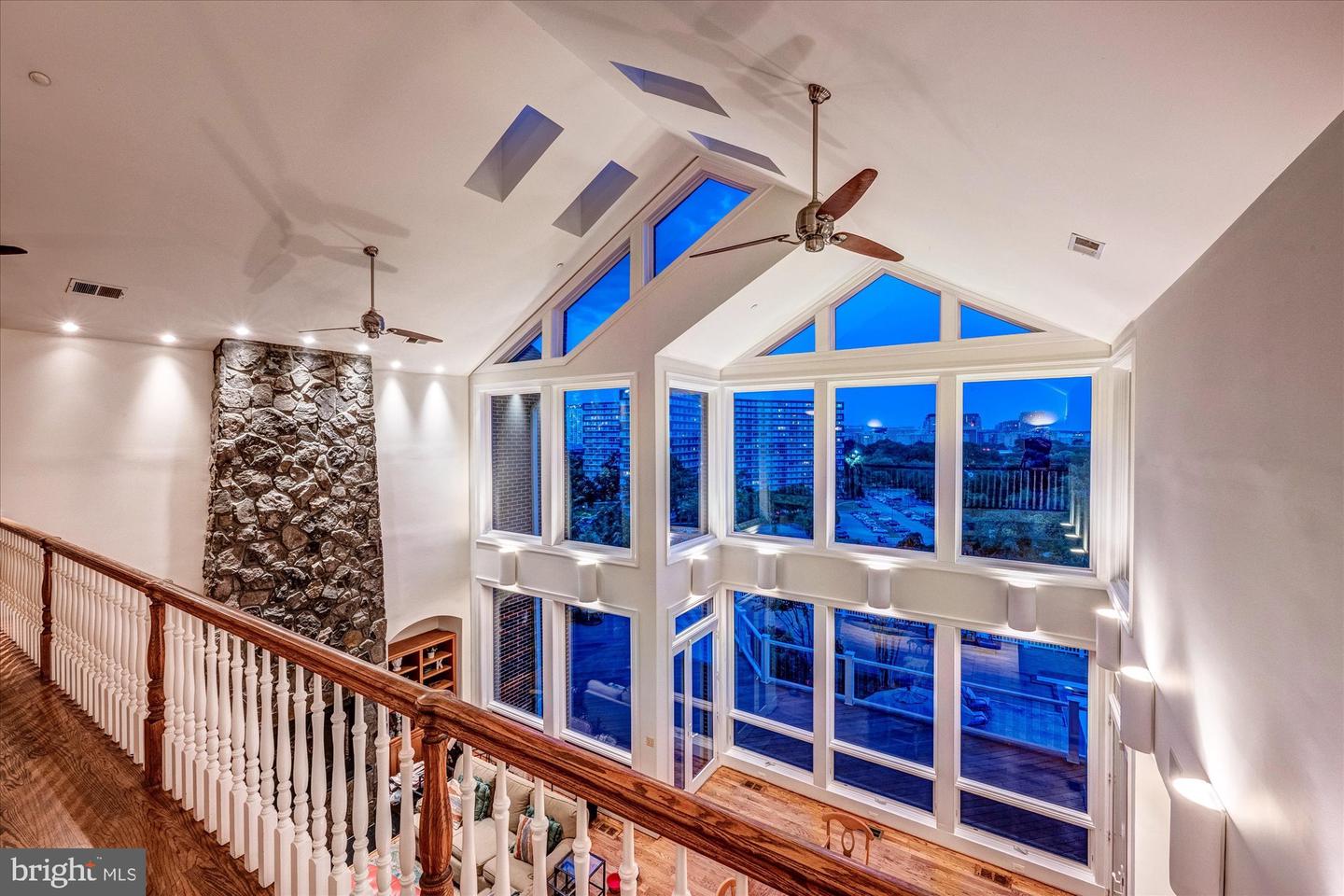 1701 S ARLINGTON RIDGE RD, ARLINGTON, Virginia 22202, 7 Bedrooms Bedrooms, ,8 BathroomsBathrooms,Residential,For sale,1701 S ARLINGTON RIDGE RD,VAAR2058262 MLS # VAAR2058262 1701 S ARLINGTON RIDGE RD, ARLINGTON, Virginia 22202, 7 Bedrooms Bedrooms, ,8 BathroomsBathrooms,Residential,For sale,1701 S ARLINGTON RIDGE RD,VAAR2058262 MLS # VAAR2058262