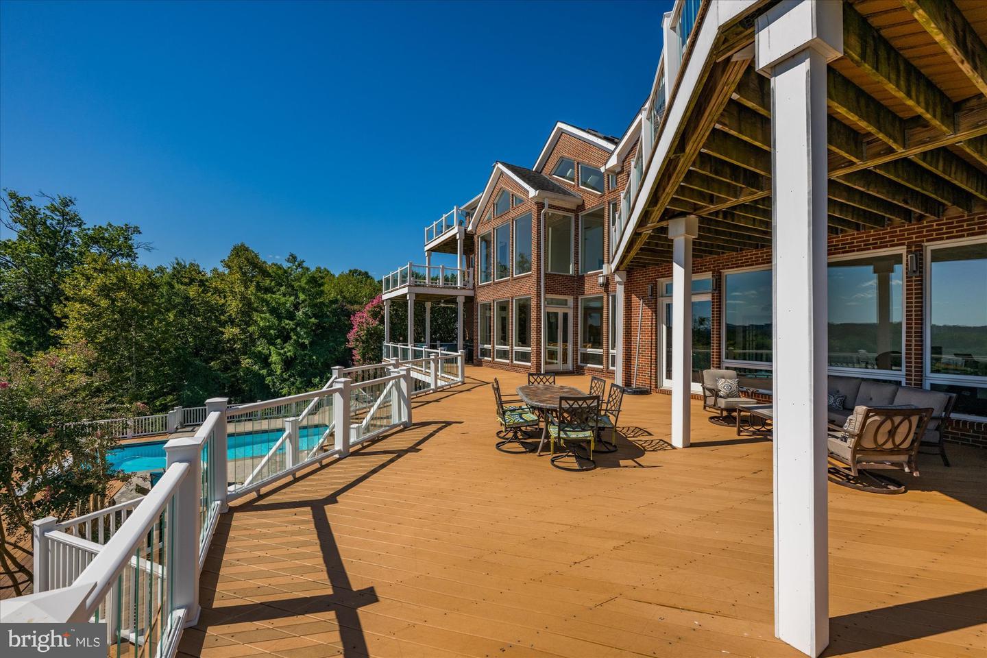 1701 S ARLINGTON RIDGE RD, ARLINGTON, Virginia 22202, 7 Bedrooms Bedrooms, ,8 BathroomsBathrooms,Residential,For sale,1701 S ARLINGTON RIDGE RD,VAAR2058262 MLS # VAAR2058262 1701 S ARLINGTON RIDGE RD, ARLINGTON, Virginia 22202, 7 Bedrooms Bedrooms, ,8 BathroomsBathrooms,Residential,For sale,1701 S ARLINGTON RIDGE RD,VAAR2058262 MLS # VAAR2058262