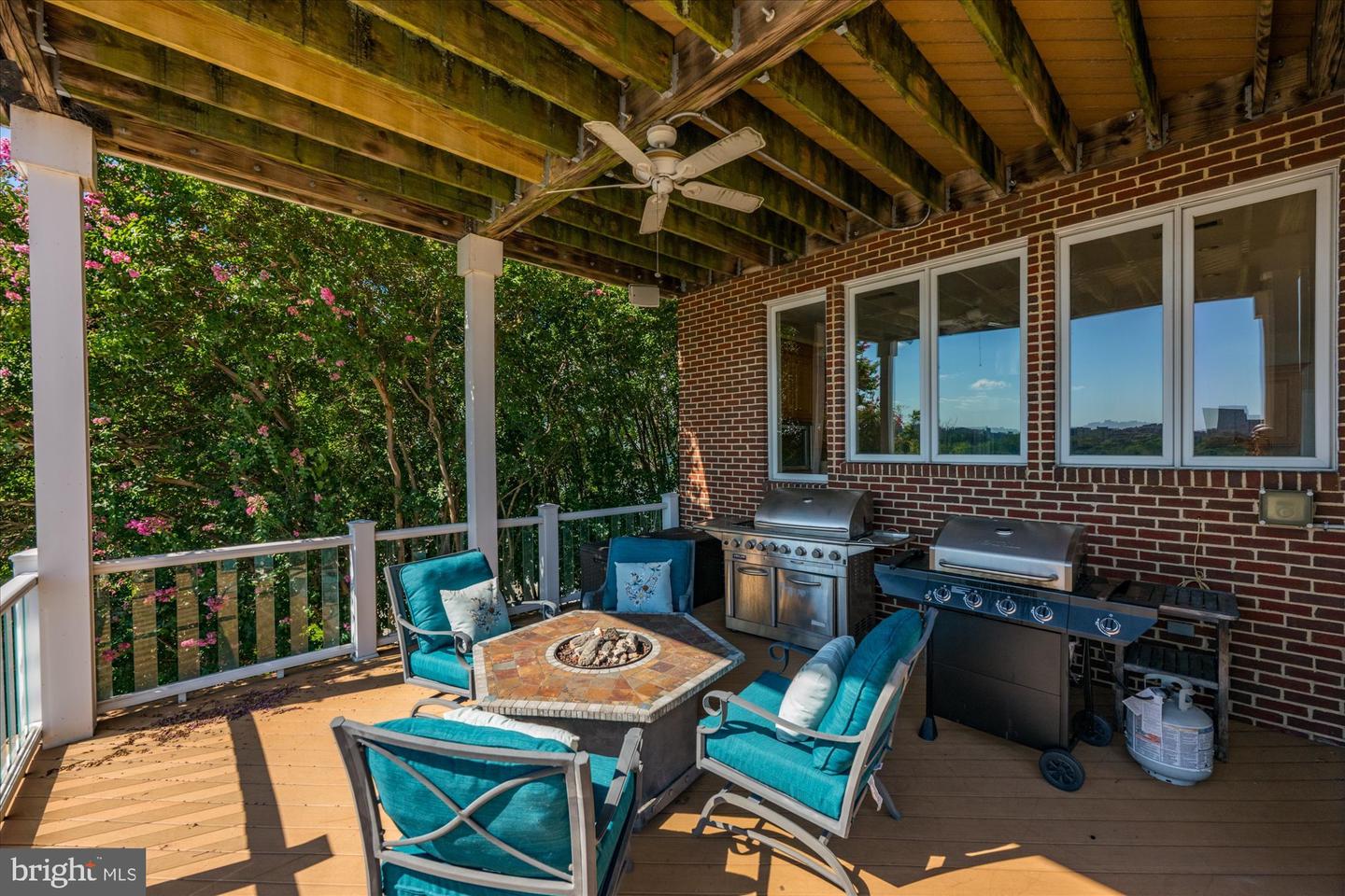 1701 S ARLINGTON RIDGE RD, ARLINGTON, Virginia 22202, 7 Bedrooms Bedrooms, ,8 BathroomsBathrooms,Residential,For sale,1701 S ARLINGTON RIDGE RD,VAAR2058262 MLS # VAAR2058262 1701 S ARLINGTON RIDGE RD, ARLINGTON, Virginia 22202, 7 Bedrooms Bedrooms, ,8 BathroomsBathrooms,Residential,For sale,1701 S ARLINGTON RIDGE RD,VAAR2058262 MLS # VAAR2058262