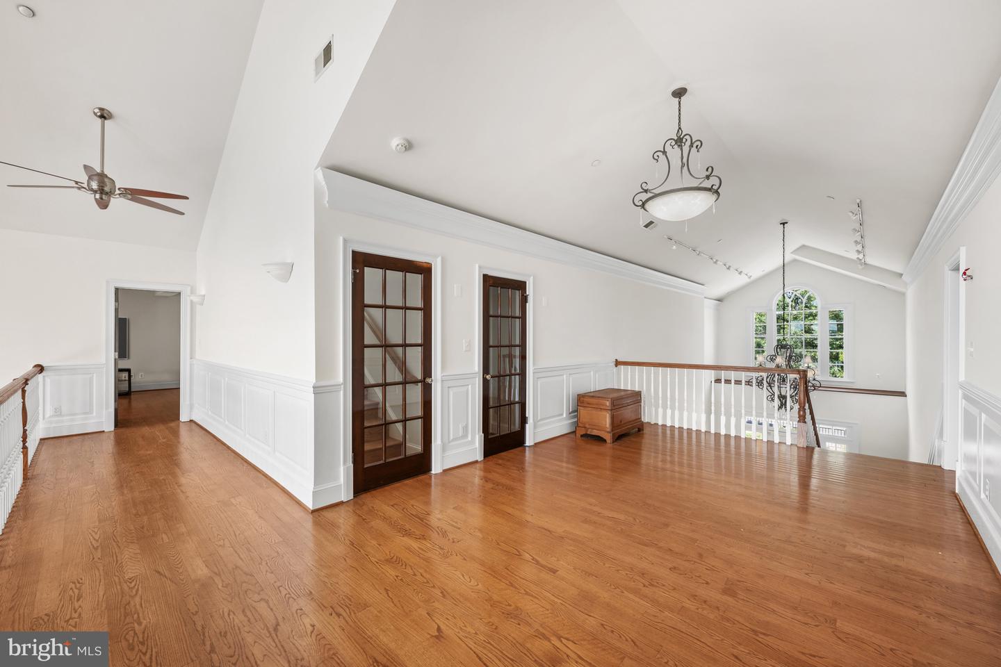 1701 S ARLINGTON RIDGE RD, ARLINGTON, Virginia 22202, 7 Bedrooms Bedrooms, ,8 BathroomsBathrooms,Residential,For sale,1701 S ARLINGTON RIDGE RD,VAAR2058262 MLS # VAAR2058262 1701 S ARLINGTON RIDGE RD, ARLINGTON, Virginia 22202, 7 Bedrooms Bedrooms, ,8 BathroomsBathrooms,Residential,For sale,1701 S ARLINGTON RIDGE RD,VAAR2058262 MLS # VAAR2058262