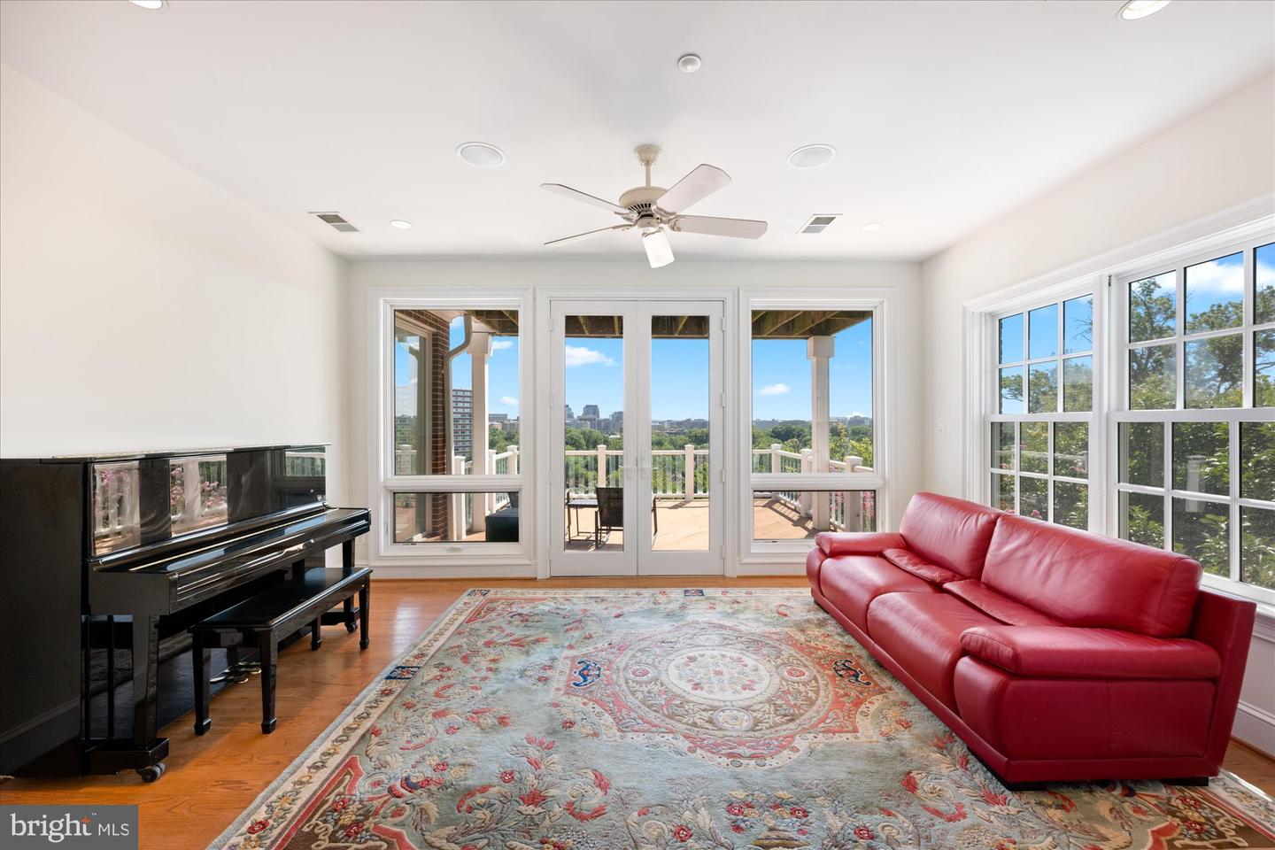 1701 S ARLINGTON RIDGE RD, ARLINGTON, Virginia 22202, 7 Bedrooms Bedrooms, ,8 BathroomsBathrooms,Residential,For sale,1701 S ARLINGTON RIDGE RD,VAAR2058262 MLS # VAAR2058262 1701 S ARLINGTON RIDGE RD, ARLINGTON, Virginia 22202, 7 Bedrooms Bedrooms, ,8 BathroomsBathrooms,Residential,For sale,1701 S ARLINGTON RIDGE RD,VAAR2058262 MLS # VAAR2058262