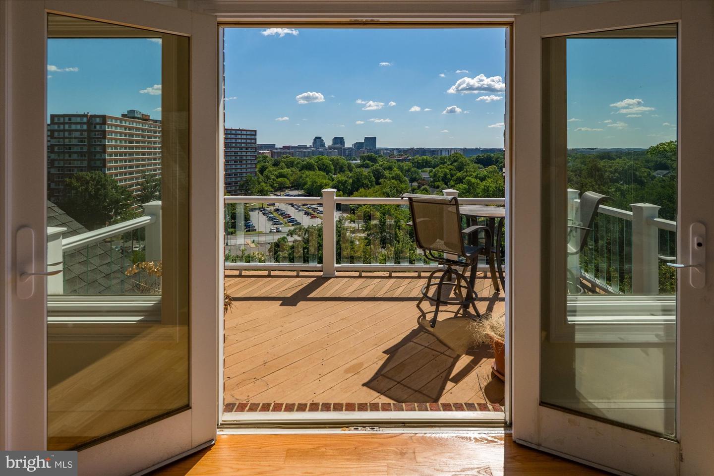 1701 S ARLINGTON RIDGE RD, ARLINGTON, Virginia 22202, 7 Bedrooms Bedrooms, ,8 BathroomsBathrooms,Residential,For sale,1701 S ARLINGTON RIDGE RD,VAAR2058262 MLS # VAAR2058262 1701 S ARLINGTON RIDGE RD, ARLINGTON, Virginia 22202, 7 Bedrooms Bedrooms, ,8 BathroomsBathrooms,Residential,For sale,1701 S ARLINGTON RIDGE RD,VAAR2058262 MLS # VAAR2058262