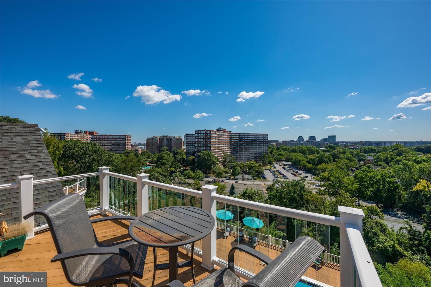 1701 S ARLINGTON RIDGE RD, ARLINGTON, Virginia 22202, 7 Bedrooms Bedrooms, ,8 BathroomsBathrooms,Residential,For sale,1701 S ARLINGTON RIDGE RD,VAAR2058262 MLS # VAAR2058262 1701 S ARLINGTON RIDGE RD, ARLINGTON, Virginia 22202, 7 Bedrooms Bedrooms, ,8 BathroomsBathrooms,Residential,For sale,1701 S ARLINGTON RIDGE RD,VAAR2058262 MLS # VAAR2058262