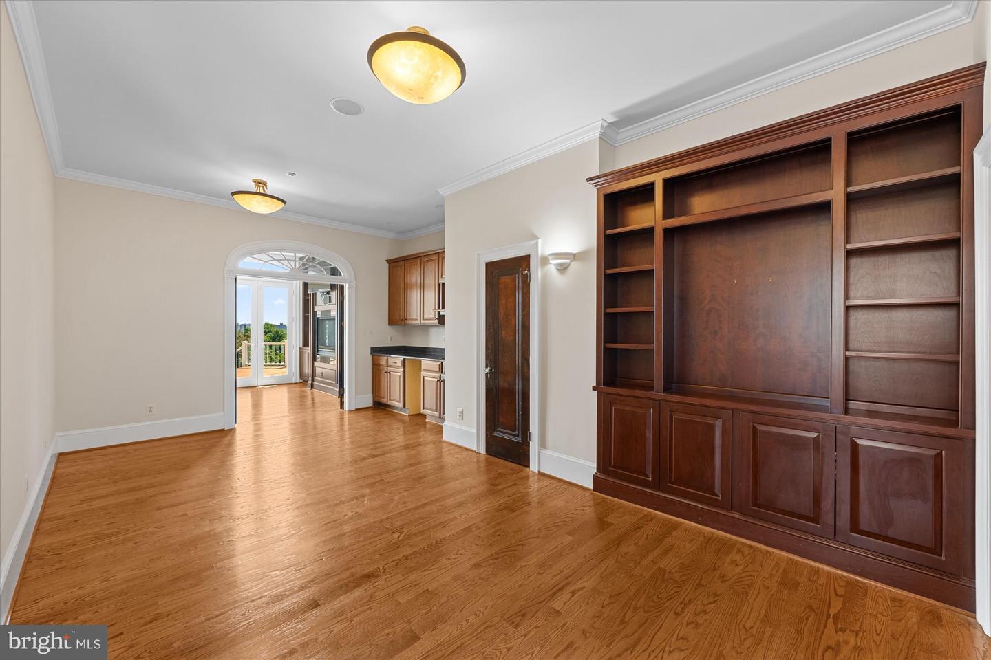1701 S ARLINGTON RIDGE RD, ARLINGTON, Virginia 22202, 7 Bedrooms Bedrooms, ,8 BathroomsBathrooms,Residential,For sale,1701 S ARLINGTON RIDGE RD,VAAR2058262 MLS # VAAR2058262 1701 S ARLINGTON RIDGE RD, ARLINGTON, Virginia 22202, 7 Bedrooms Bedrooms, ,8 BathroomsBathrooms,Residential,For sale,1701 S ARLINGTON RIDGE RD,VAAR2058262 MLS # VAAR2058262