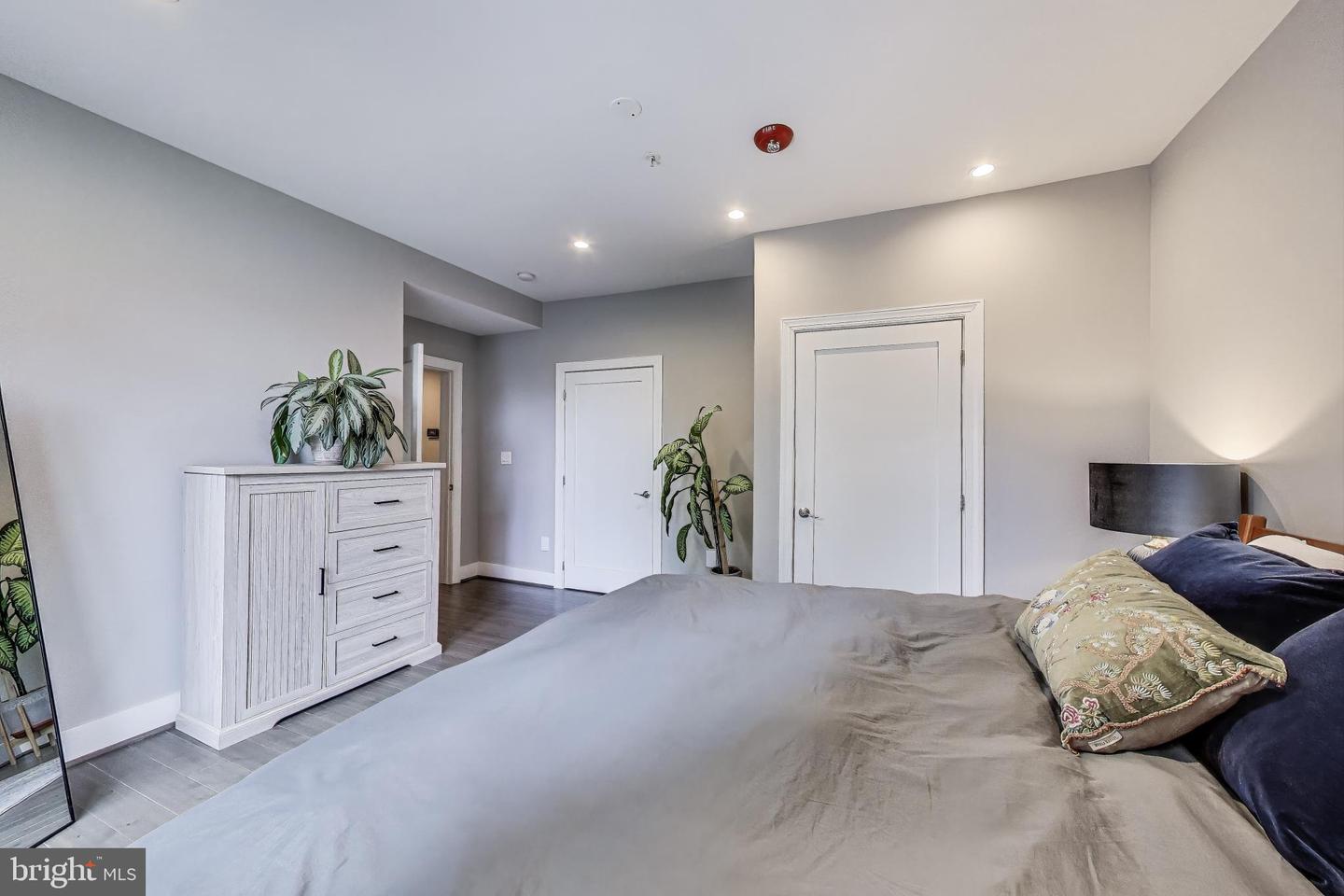 625 PARK RD NW #206, WASHINGTON, District Of Columbia 20010, 2 Bedrooms Bedrooms, ,2 BathroomsBathrooms,Residential,For sale,625 PARK RD NW #206,DCDC2205664 MLS # DCDC2205664