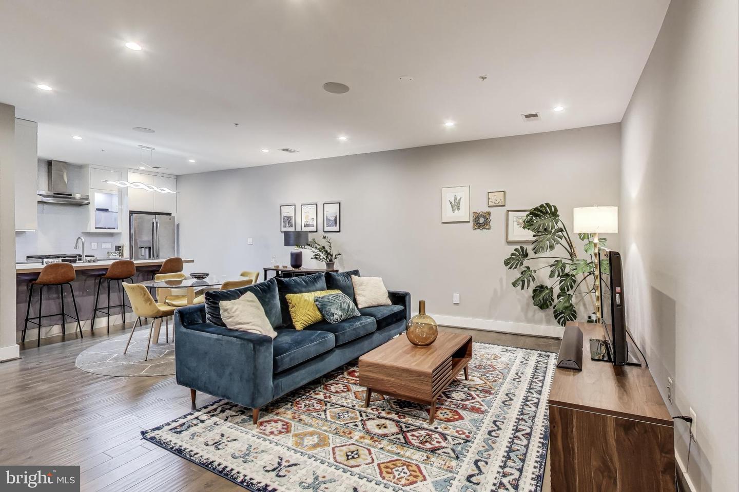 625 PARK RD NW #206, WASHINGTON, District Of Columbia 20010, 2 Bedrooms Bedrooms, ,2 BathroomsBathrooms,Residential,For sale,625 PARK RD NW #206,DCDC2205664 MLS # DCDC2205664