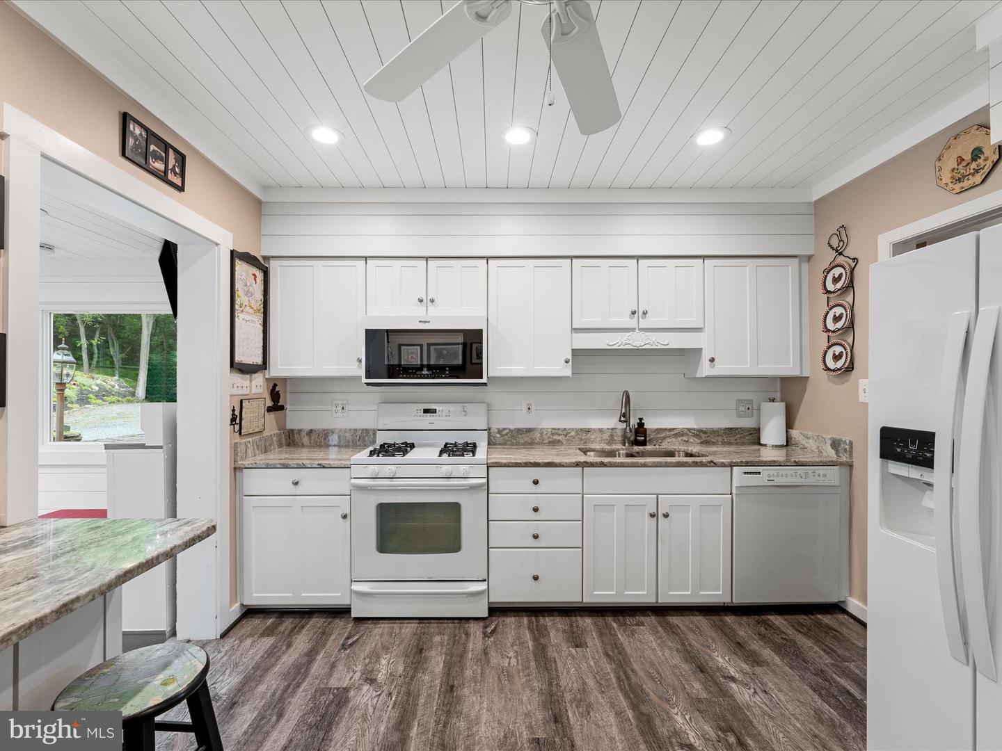 36762 CHARLES TOWN PIKE, HILLSBORO, Virginia 20132, 3 Bedrooms Bedrooms, ,2 BathroomsBathrooms,Residential,For sale,36762 CHARLES TOWN PIKE,VALO2100484 MLS # VALO2100484