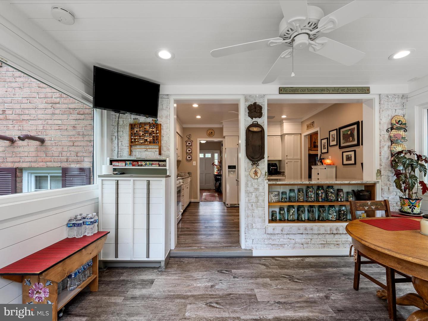 36762 CHARLES TOWN PIKE, HILLSBORO, Virginia 20132, 3 Bedrooms Bedrooms, ,2 BathroomsBathrooms,Residential,For sale,36762 CHARLES TOWN PIKE,VALO2100484 MLS # VALO2100484