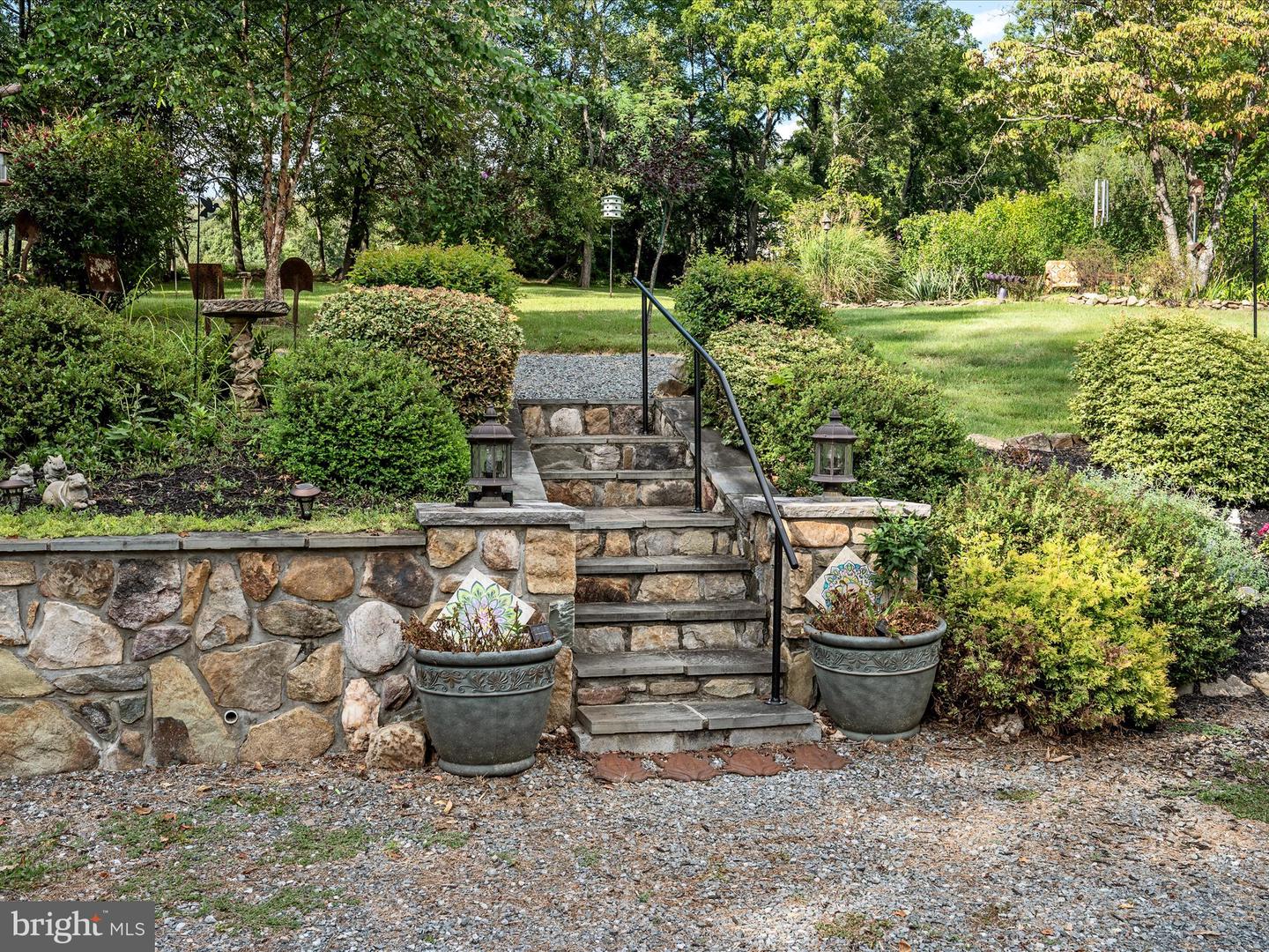 36762 CHARLES TOWN PIKE, HILLSBORO, Virginia 20132, 3 Bedrooms Bedrooms, ,2 BathroomsBathrooms,Residential,For sale,36762 CHARLES TOWN PIKE,VALO2100484 MLS # VALO2100484